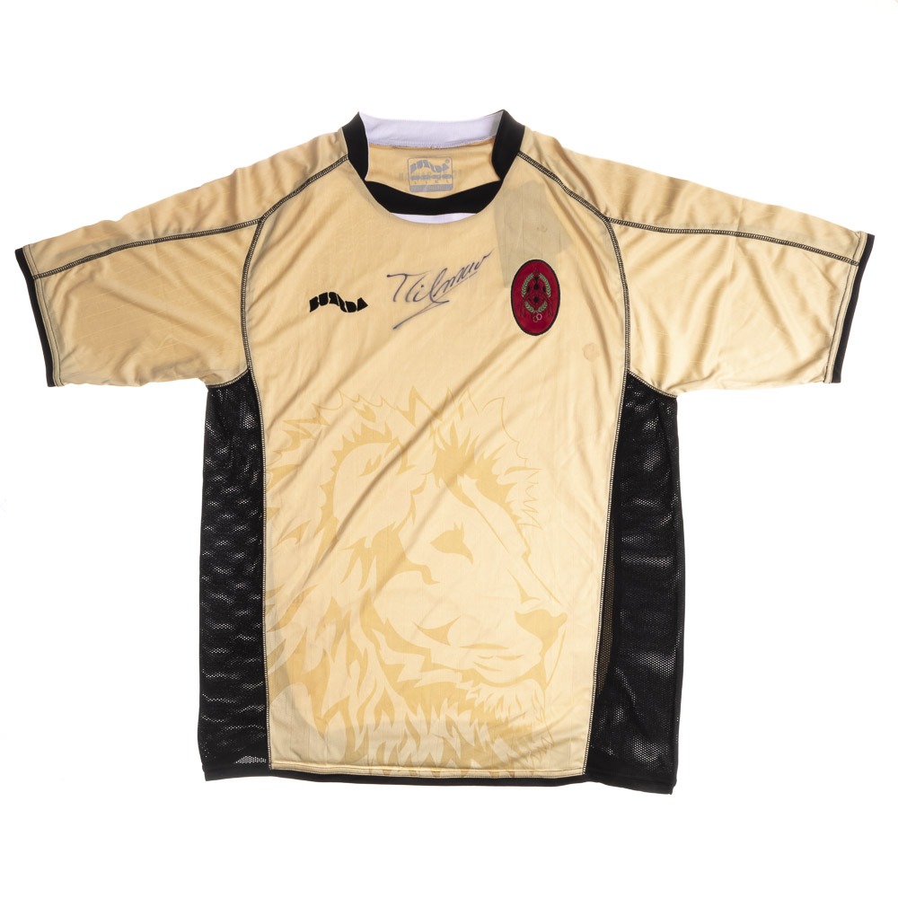 Camisa Burrda Al-Rayyan autografada Nilmar