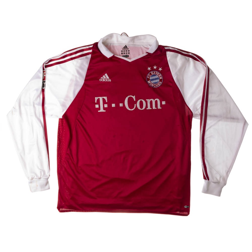 Camisa Bayern Munich autografada Lúcio