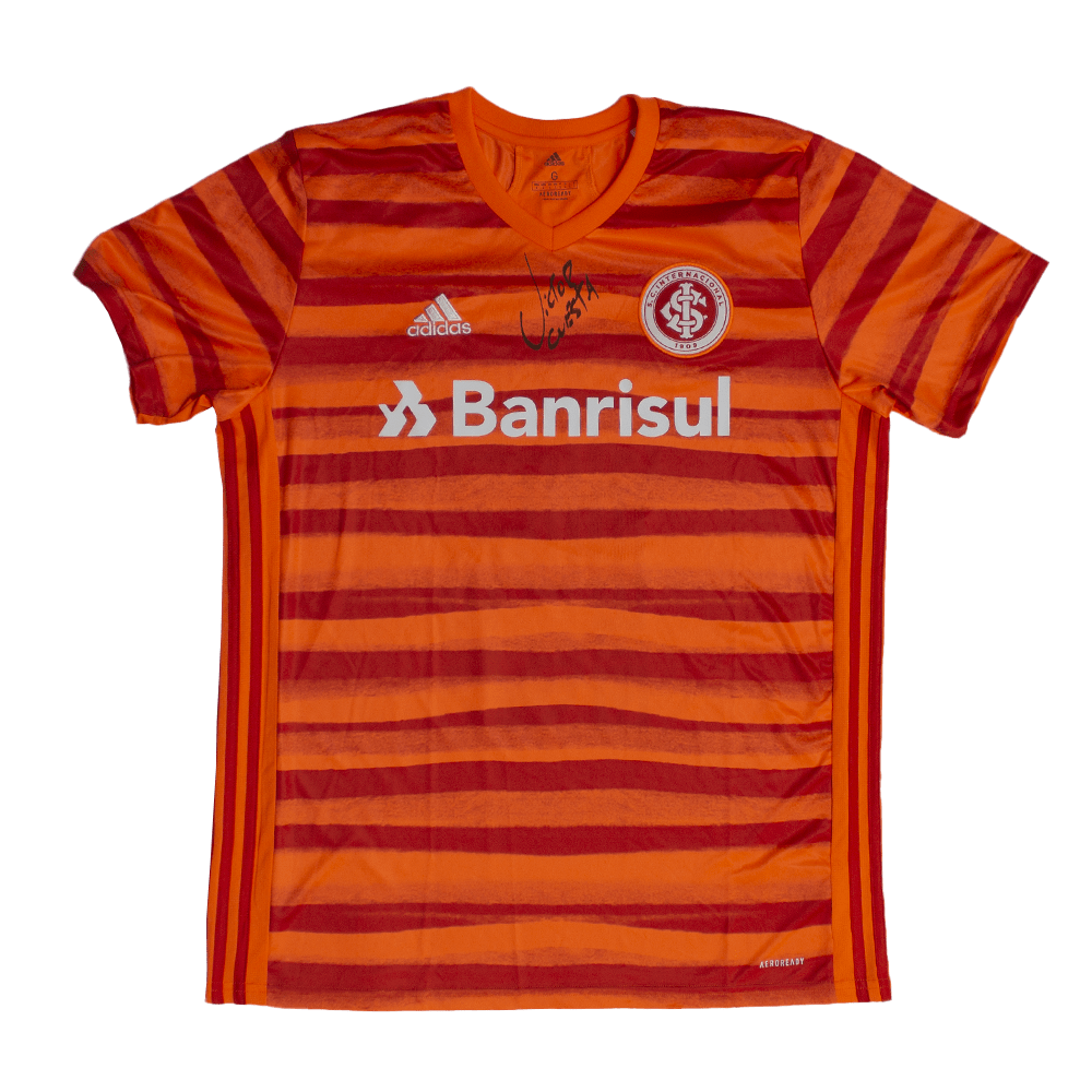 Camisa Internacional autografada pelo Victor Cuesta